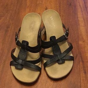Vionic Orthaheel Sandals size 8